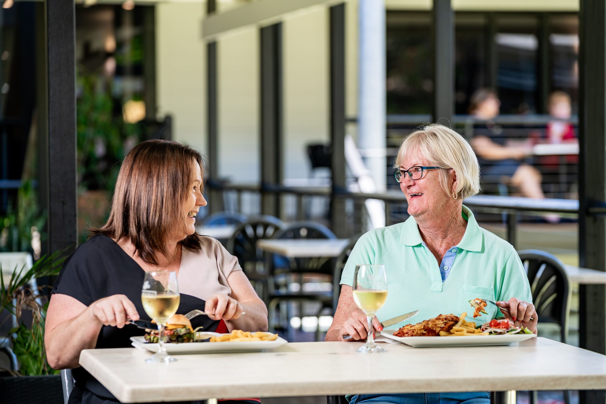 Rainbow Beach Sports Club dining deck food bistro